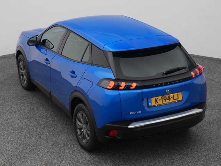 Vehicle Image 26