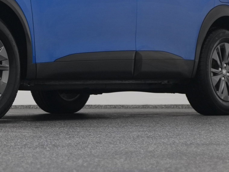 Vehicle Image 38