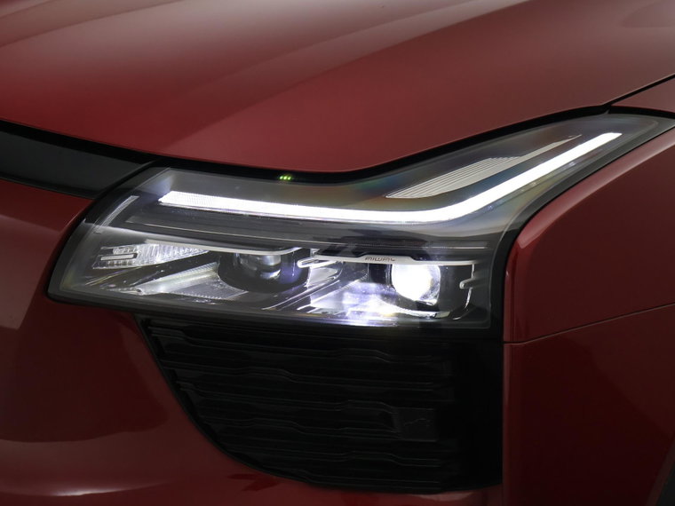 Vehicle Image 11