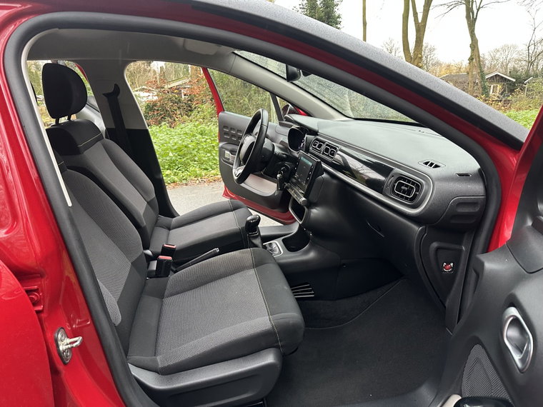 Vehicle Image 36