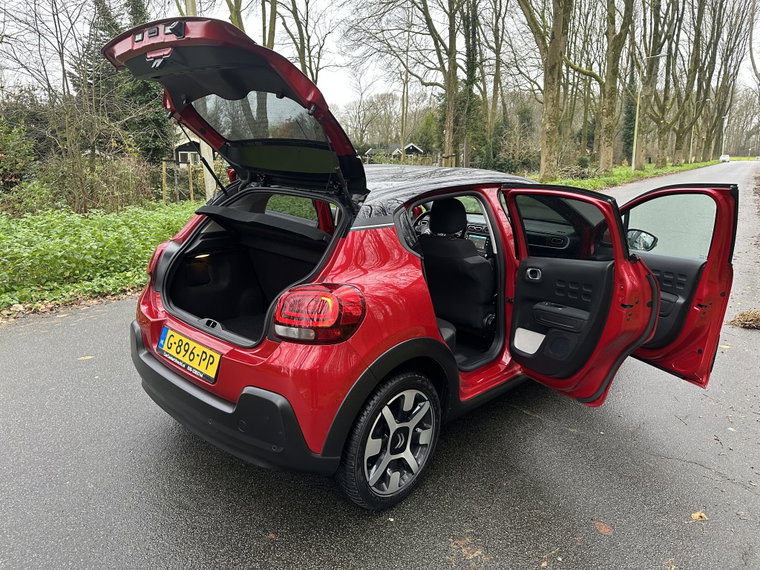 Vehicle Image 42