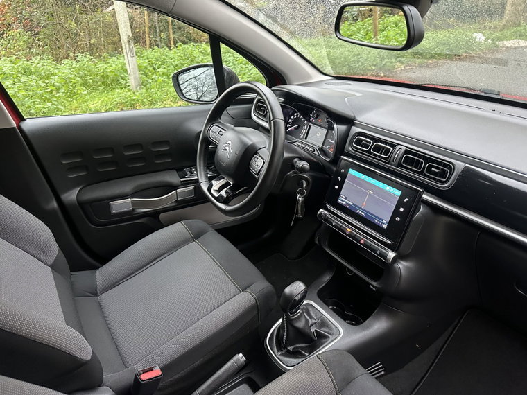 Vehicle Image 48