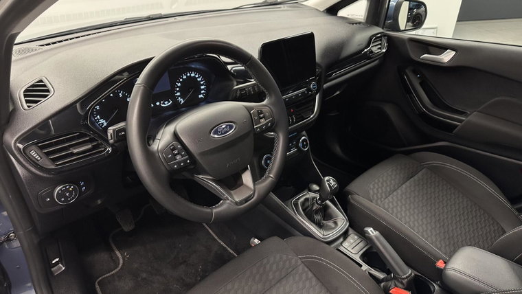 Vehicle Image 19