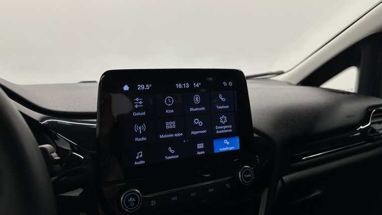 Vehicle Image 35