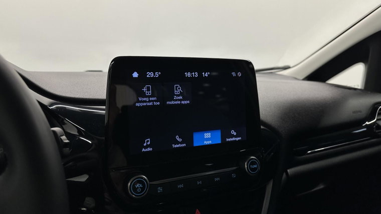 Vehicle Image 36