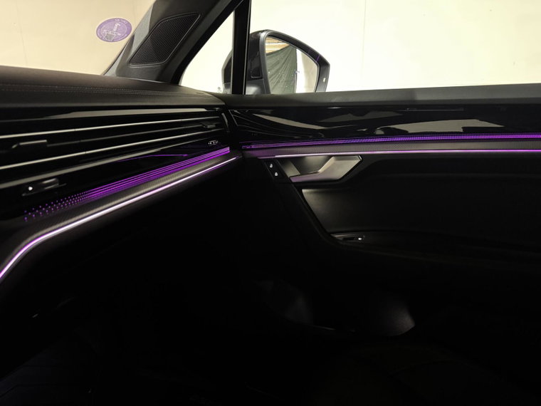 Vehicle Image 50