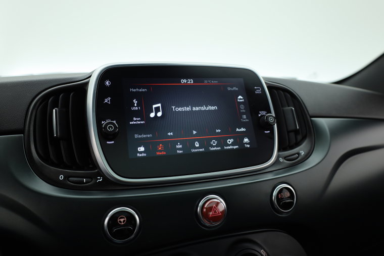 Vehicle Image 21