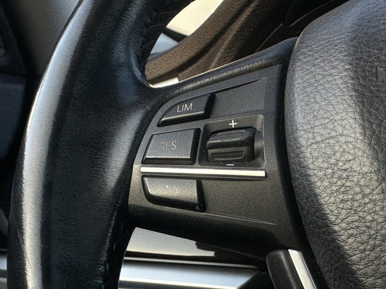 Vehicle Image 27