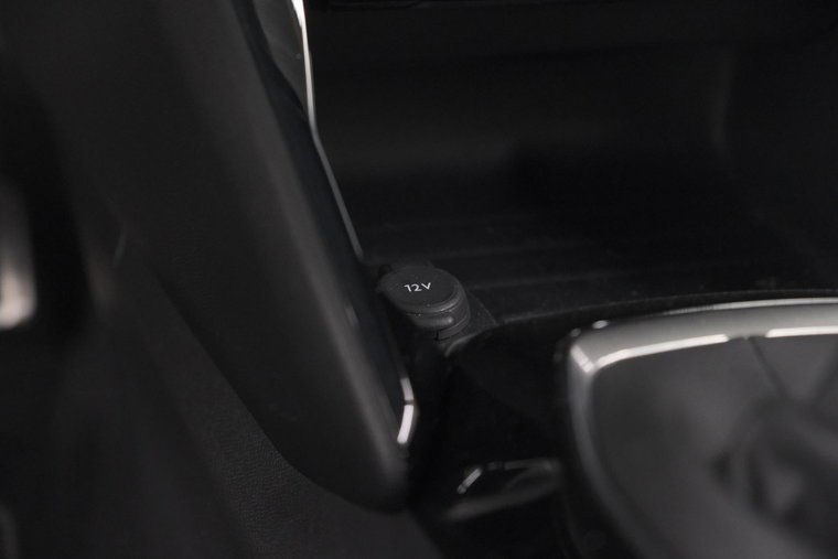 Vehicle Image 37