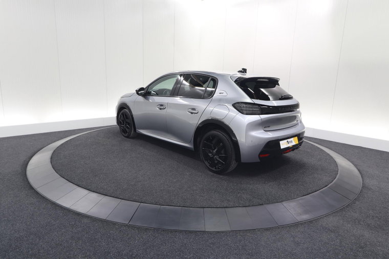 Vehicle Image 60