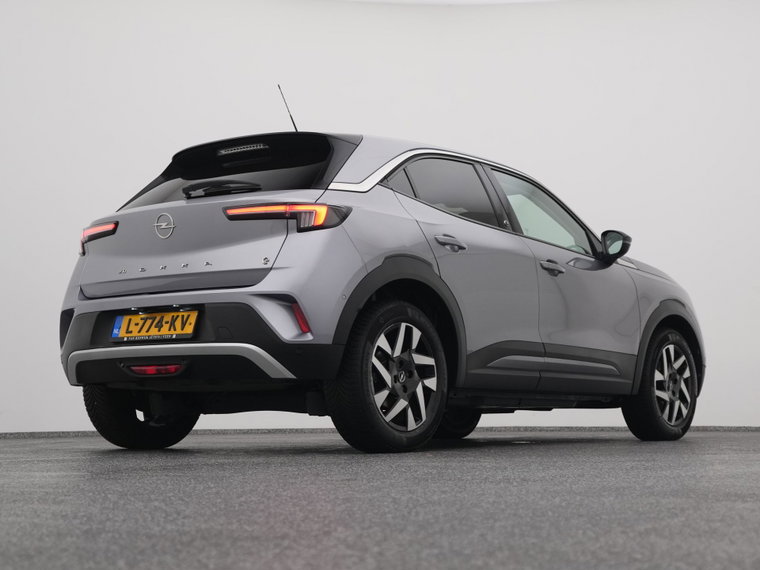 Vehicle Image 17