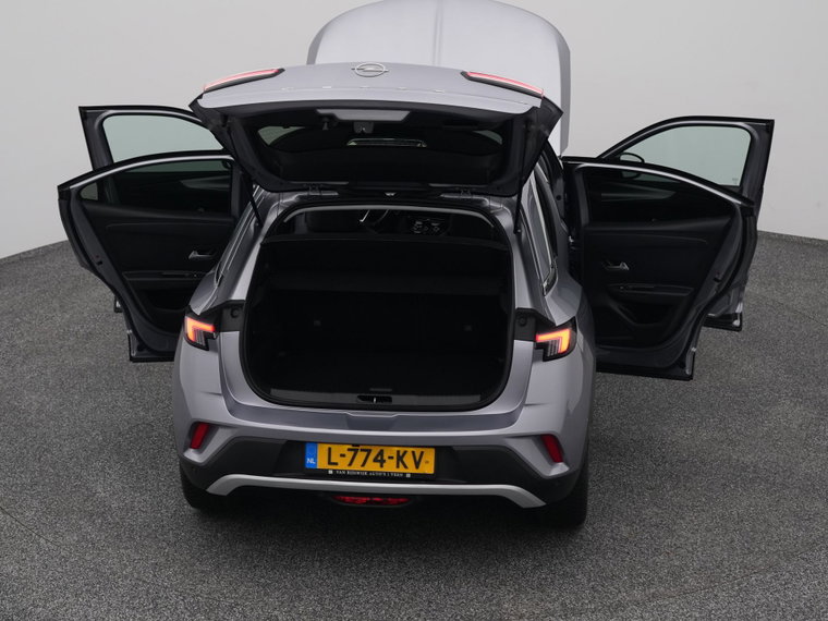 Vehicle Image 30