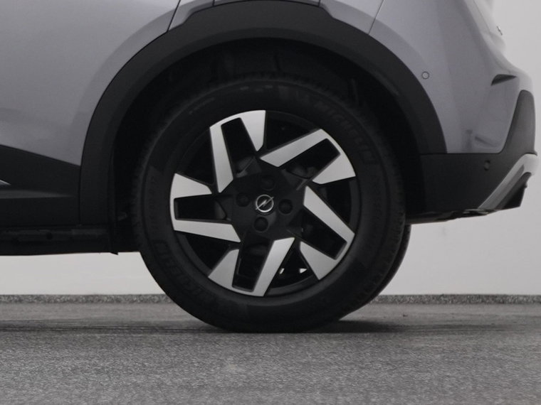 Vehicle Image 41