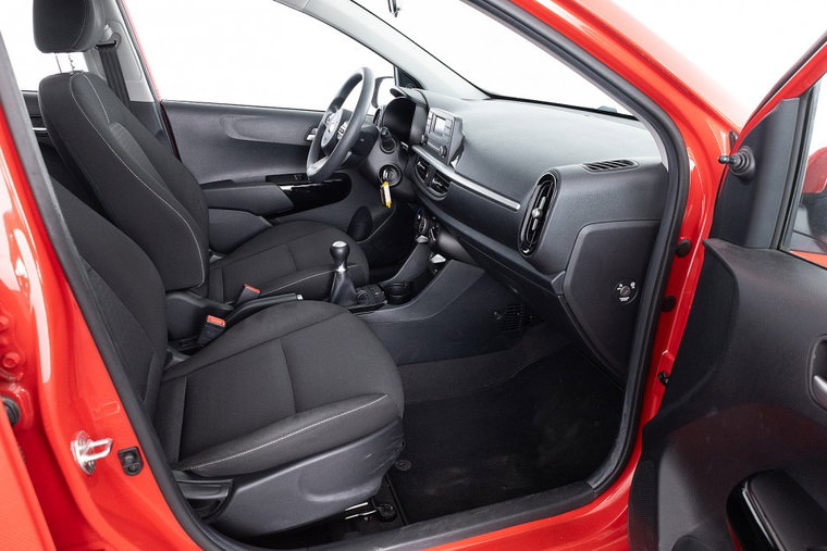 Vehicle Image 6