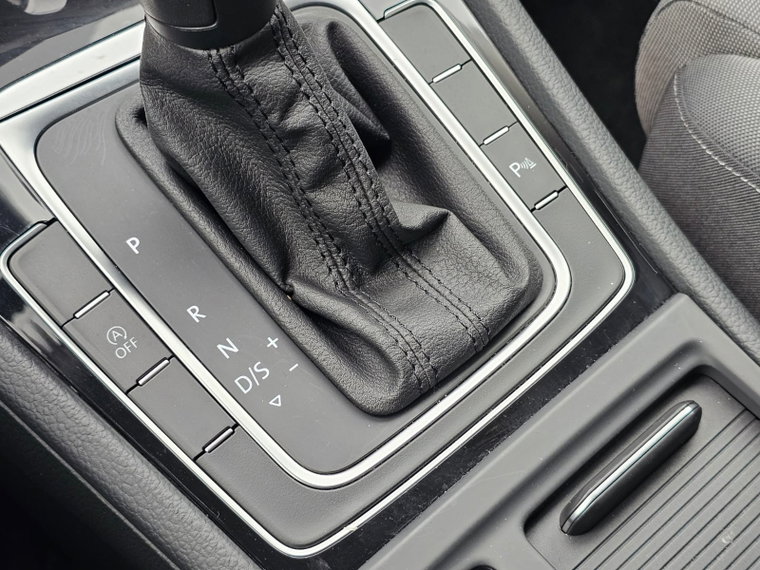 Vehicle Image 46