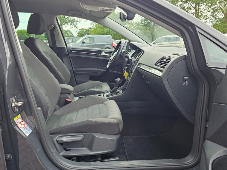 Vehicle Image 51
