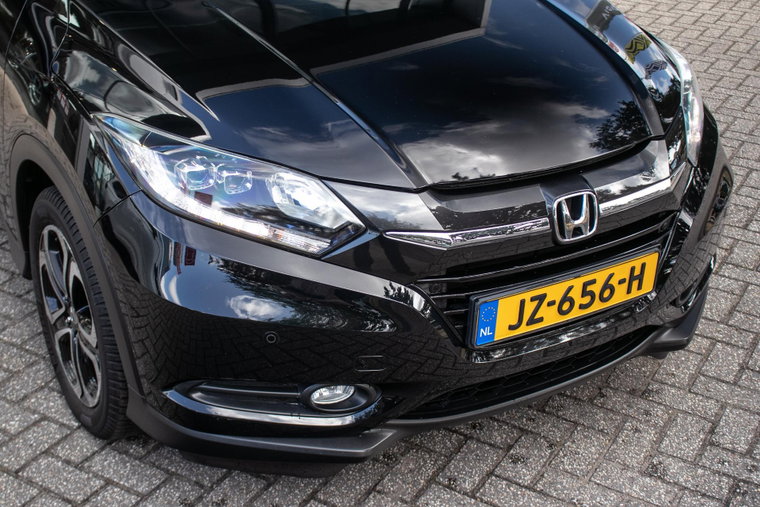 Vehicle Image 30