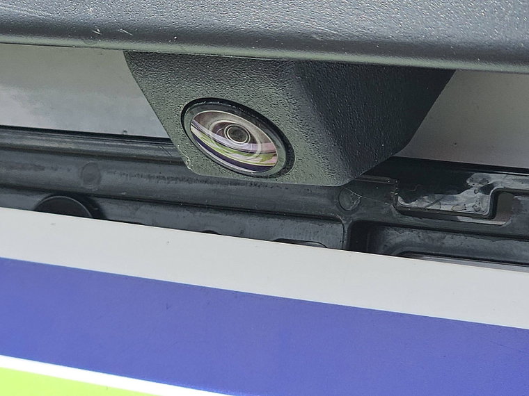 Vehicle Image 19