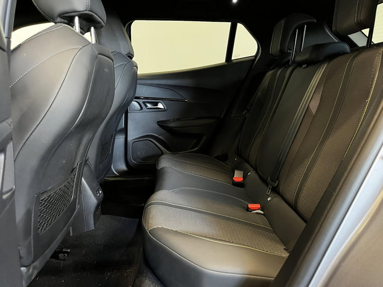Vehicle Image 31