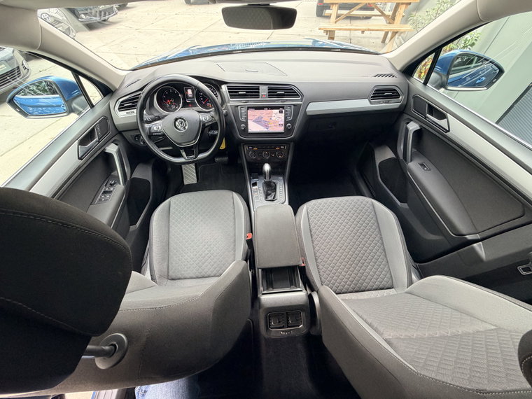 Vehicle Image 37