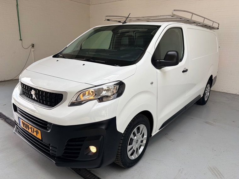 Vehicle Image 38