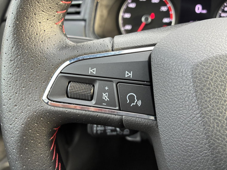Vehicle Image 40