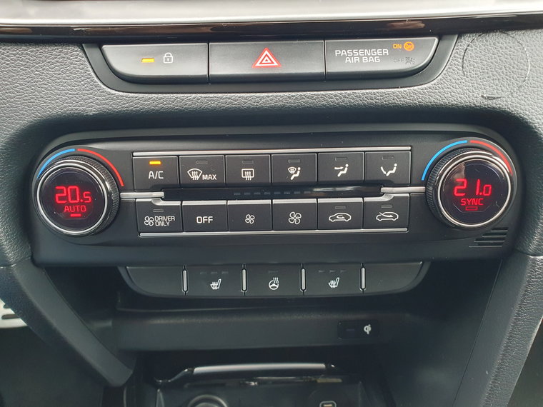 Vehicle Image 38