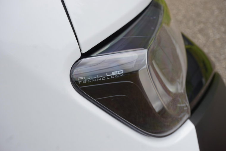 Vehicle Image 18