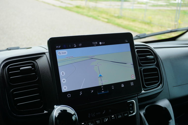 Vehicle Image 30