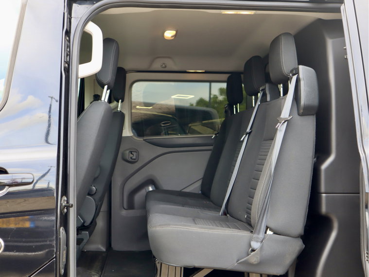 Vehicle Image 19