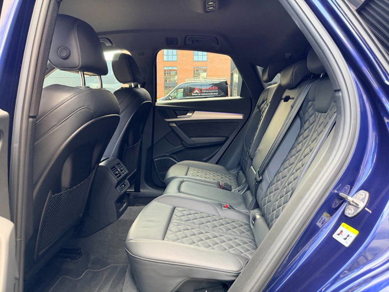 Vehicle Image 31