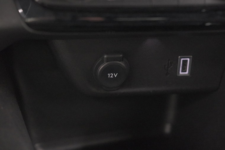 Vehicle Image 40