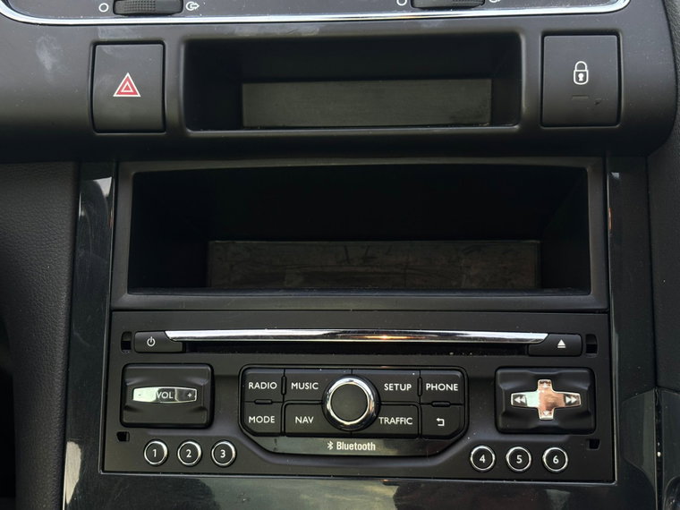 Vehicle Image 29