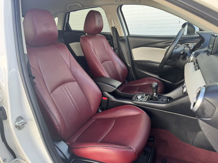 Vehicle Image 37