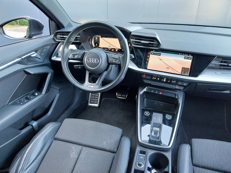 Vehicle Image 31