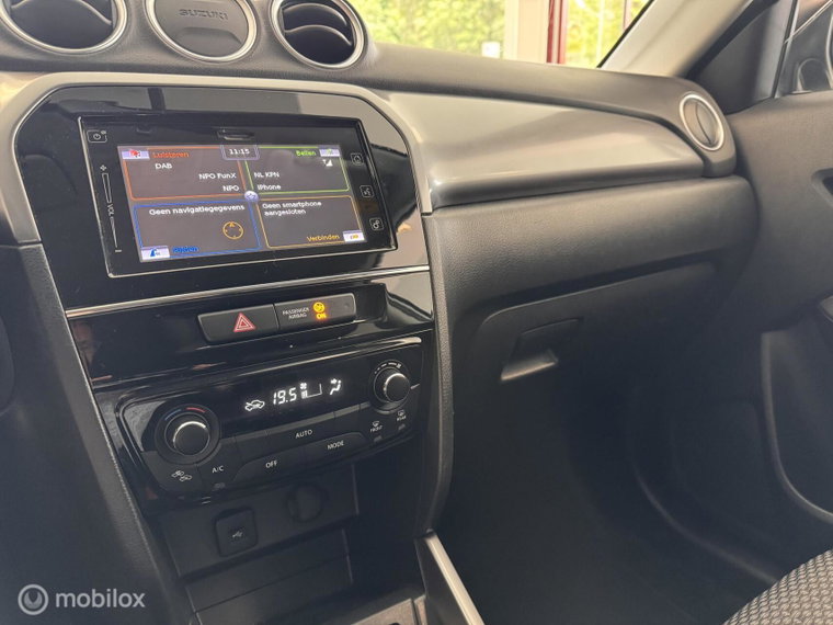Vehicle Image 16