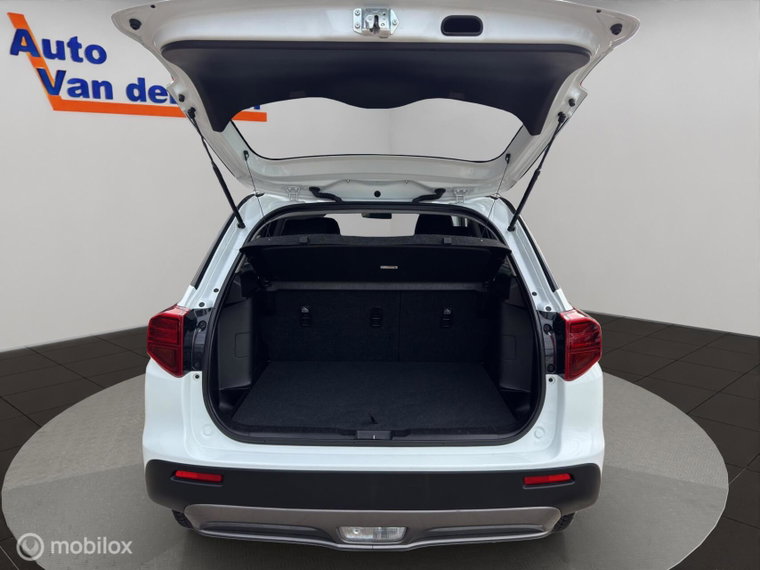 Vehicle Image 30