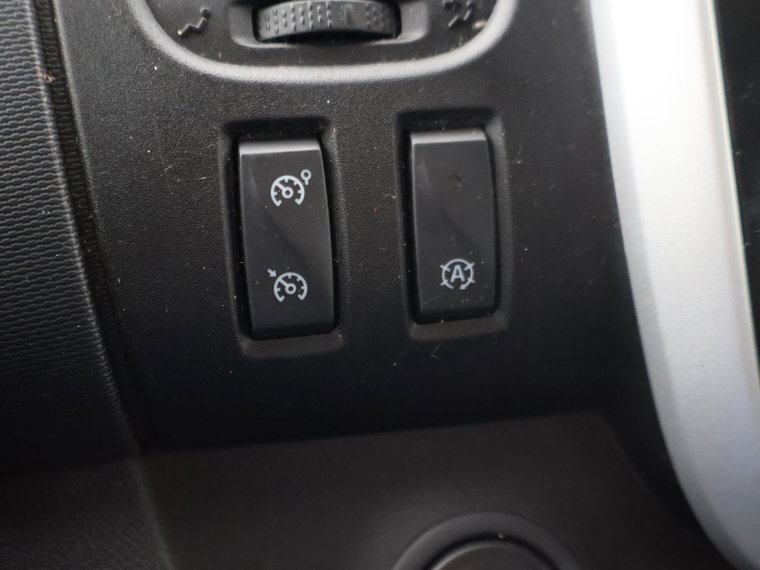 Vehicle Image 33