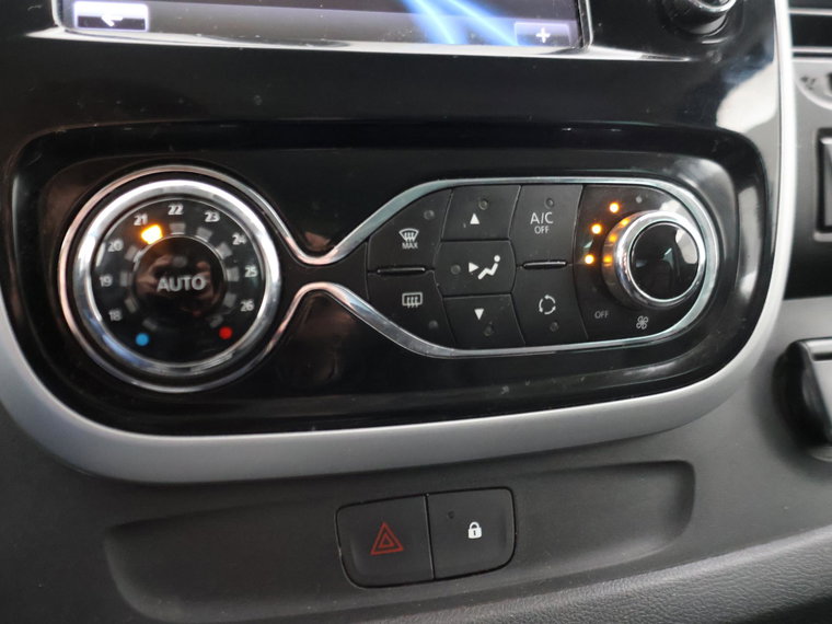 Vehicle Image 40