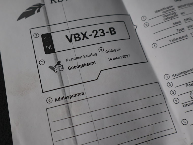 Vehicle Image 42