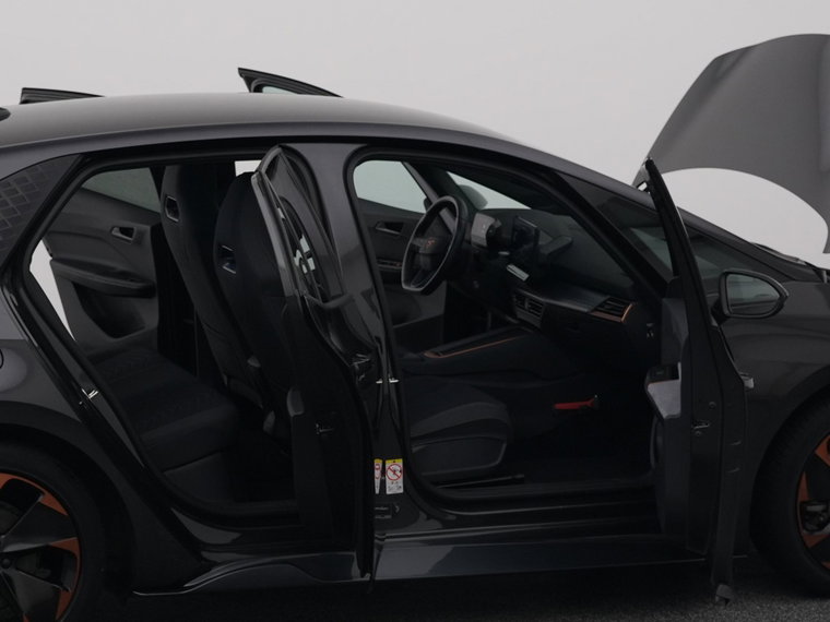 Vehicle Image 35