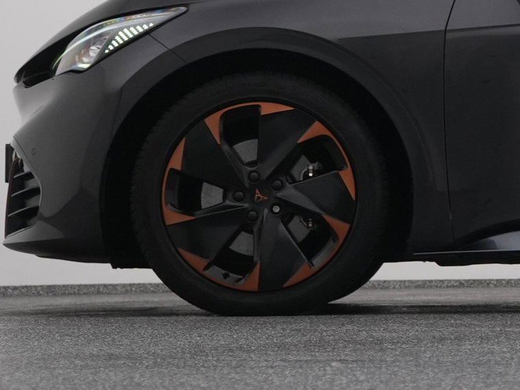 Vehicle Image 40