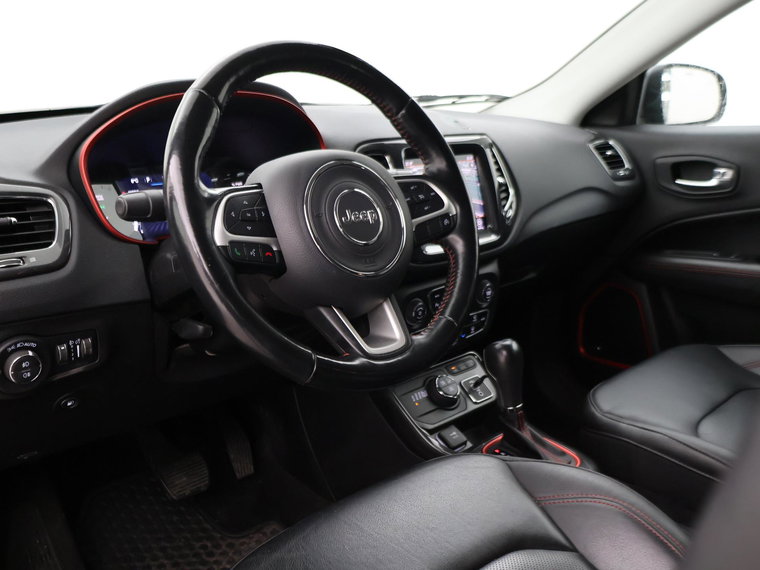 Vehicle Image 18