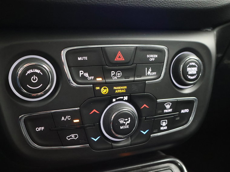 Vehicle Image 39