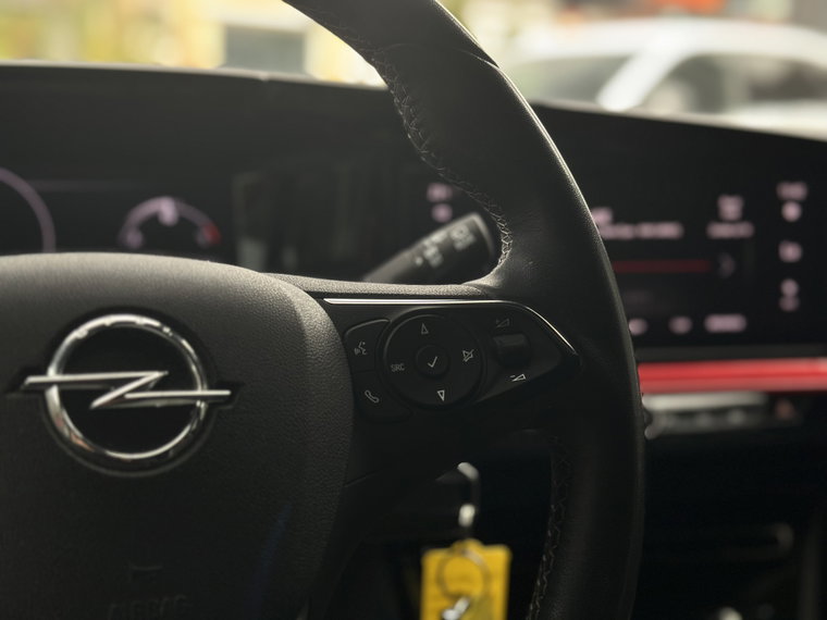 Vehicle Image 23