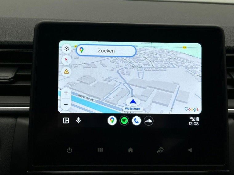 Vehicle Image 12