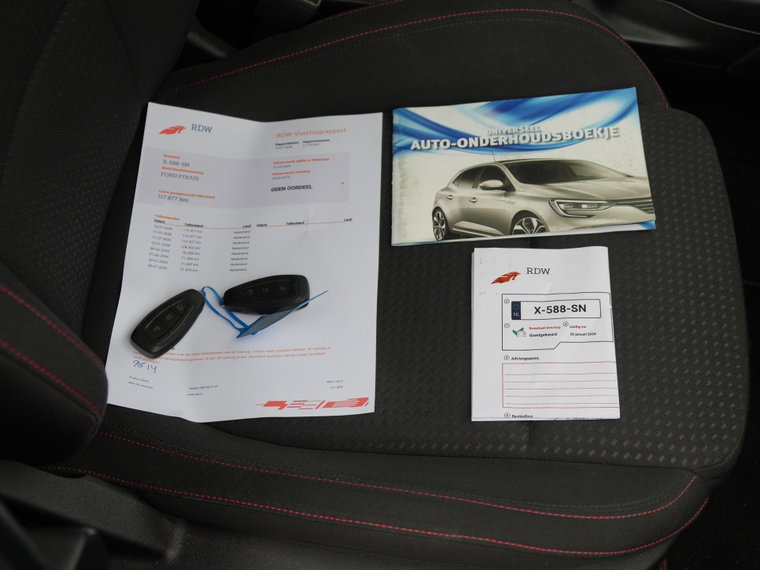 Vehicle Image 13