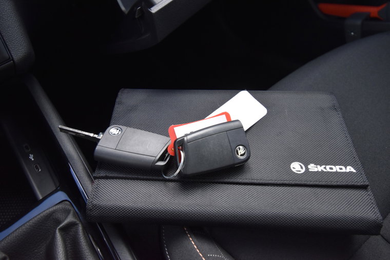 Vehicle Image 40