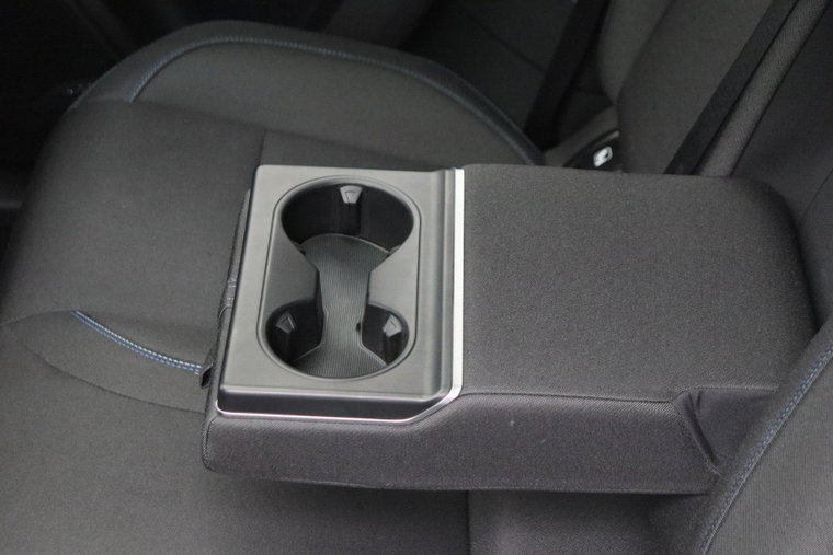 Vehicle Image 26