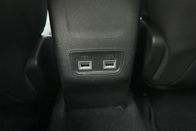 Vehicle Image 31